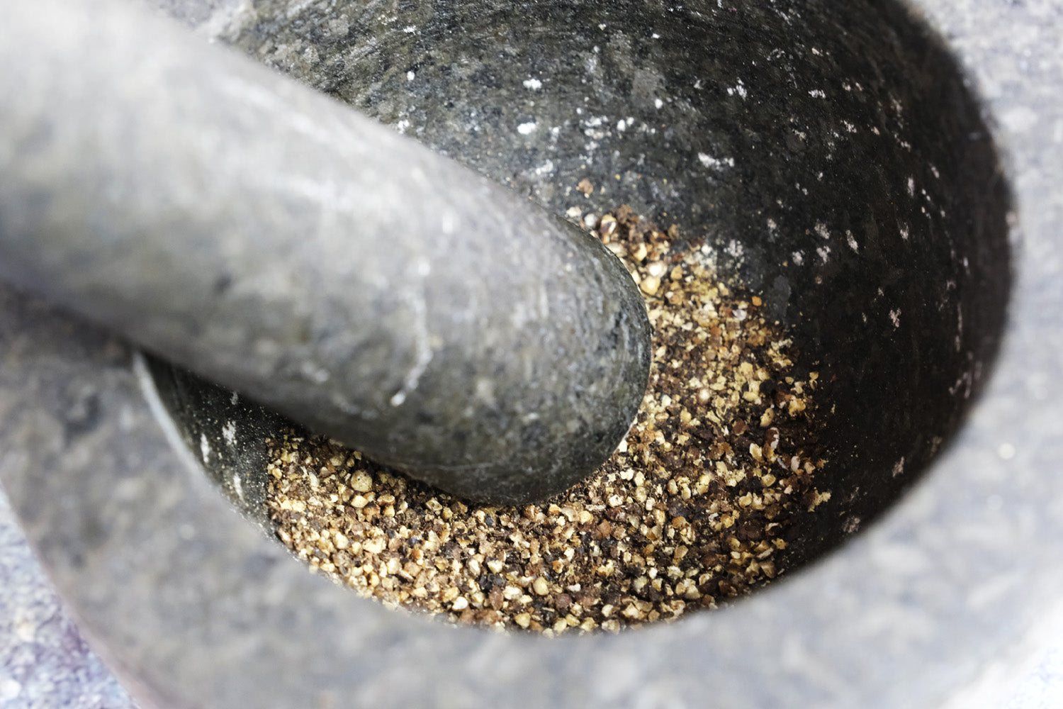 Unraveling the Culinary Charm of Pepper's Mesh: A Journey into the World of Flavor and Spice