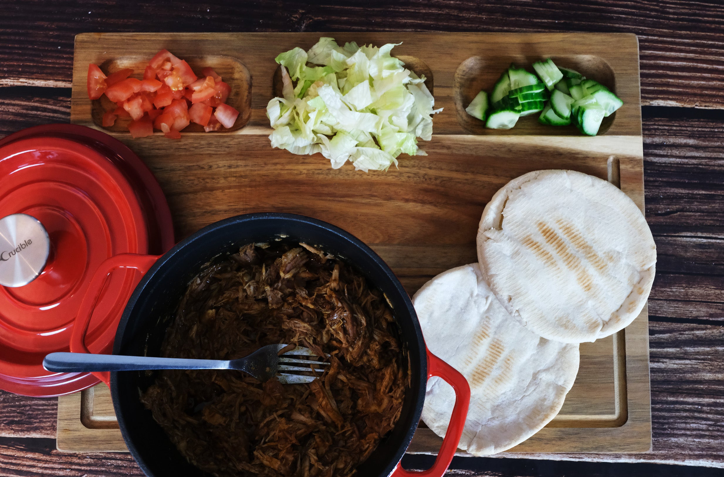 Enameled Cast Iron Dutch Oven Pot, Cocotte (7.87" / 20 cm diameter) Casserole Dish - Round Red
