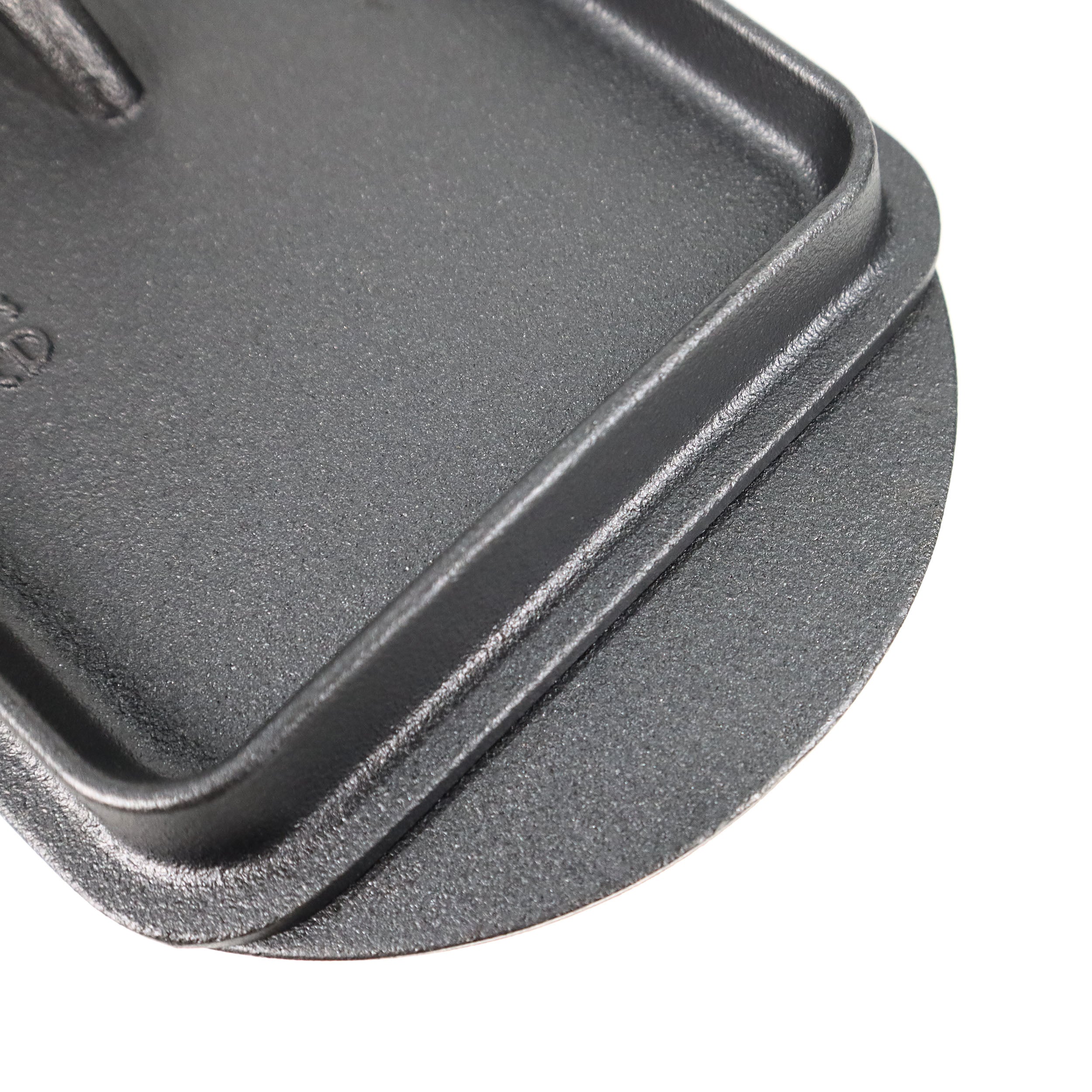 Cast Iron Bread Pan with Lid – Oven Safe Form for Baking and Cooking - Loaf Pan