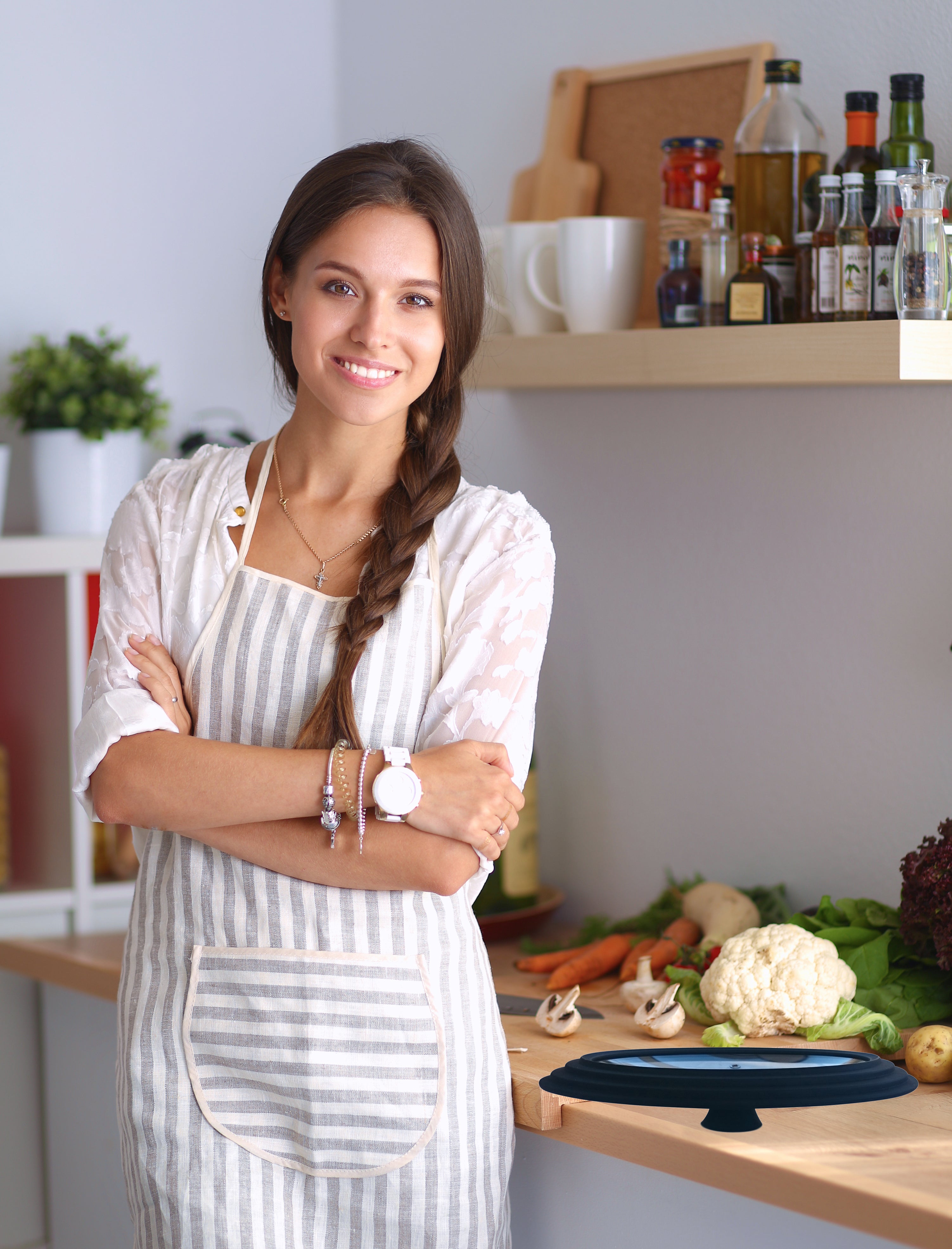 Glass Lid Universal - Multisize, Outer Edges 10.6” / 27 cm Diameter, for Pots and Pans, Black