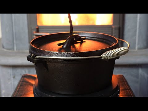Cast Iron Camp Dutch Oven Pot, 4.1 qt (3,9 L), including Lid Lifter & Lid Stand